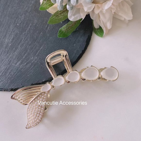 Cat Eye Mermaid Hair Claw - Picture 3 of 5